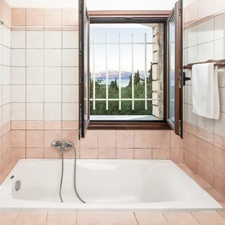 Villa Paola *