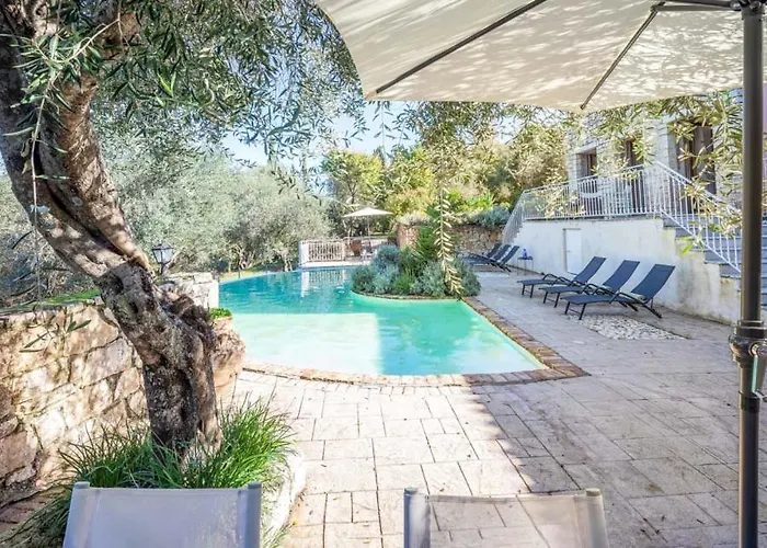 Paola Villa Kassiopi