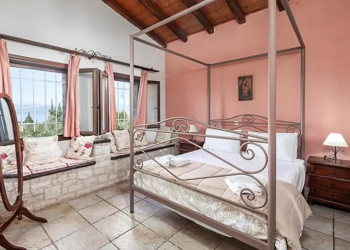 Paola كاسيوبي